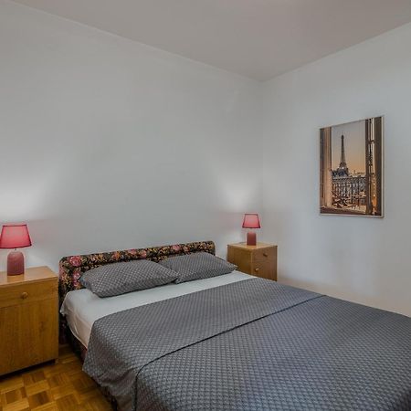 Apartments Bahar Krk Крк Екстер'єр фото